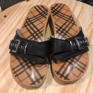 BURBERRYSlide Wood Leather Black Sandals Sz39